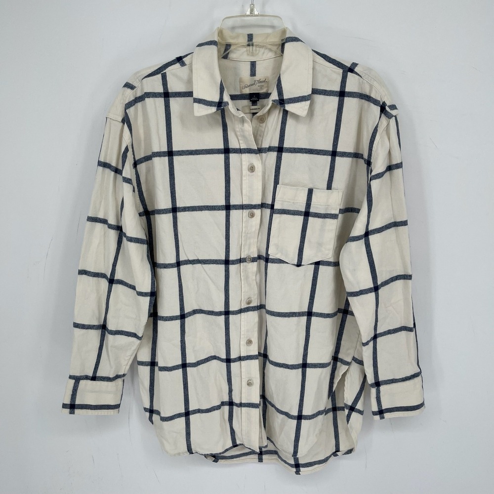 Universal Thread Women's Cream Plaid Flannel Oversized Button Front Shirt Size S